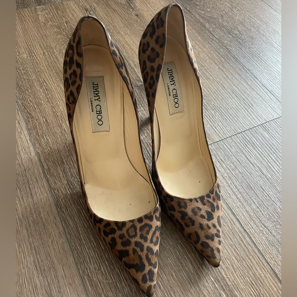 100% authentic Jimmy Choo Romy 85 Leopard Print Pony Pumps